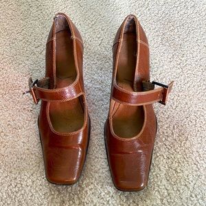 Aerosole’s heels
